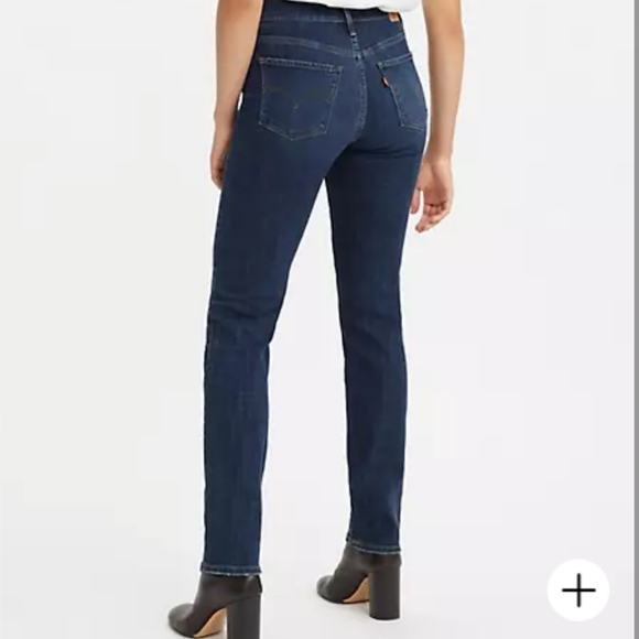 Levi Jeans - Picture 5 of 6